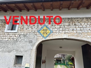 Casa Semi Indipendente in Vendita a Aviano, 179'000€, 230 m²
