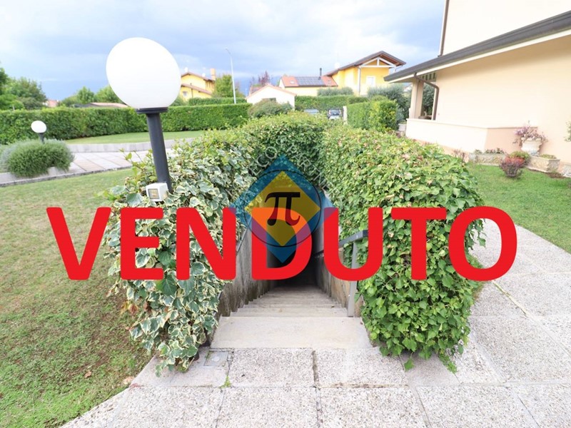 Villetta a schiera in Vendita a Roveredo in Piano, 255'000€, 248 m²
