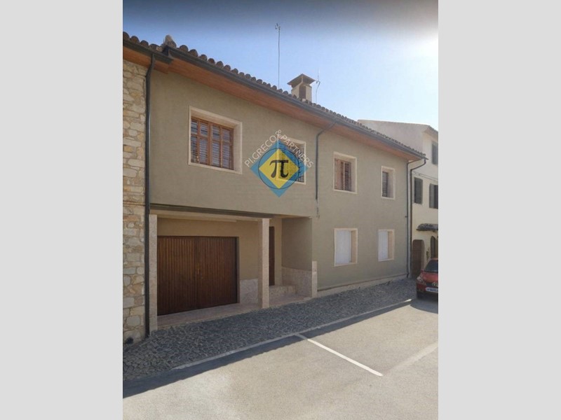 Casa Semi Indipendente in Vendita a Valvasone Arzene, 245'000€, 550 m²