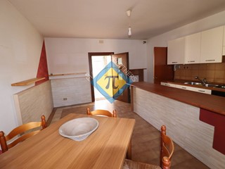 Appartamento in Vendita a Caneva, 169'000€, 230 m²