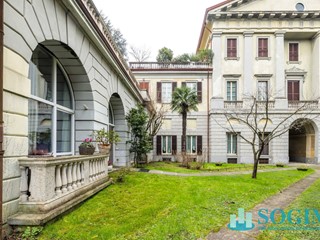 Appartamento in Vendita a Monza, 1'950'000€, 580 m²