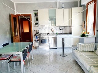 Trilocale in Vendita a Loano, 420'000€, 75 m²