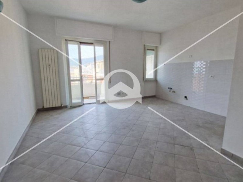 Trilocale in Vendita a Loano, 345'000€, 80 m²