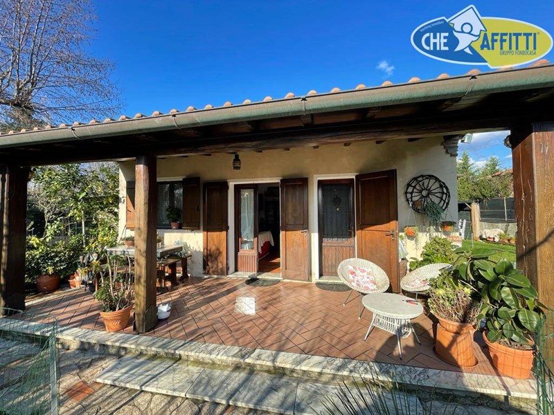 Casa Indipendente in Affitto a Forte dei Marmi, 1'200€, 80 m²