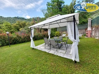 Villetta a schiera in Affitto a Pietrasanta, 1'200€, 80 m²