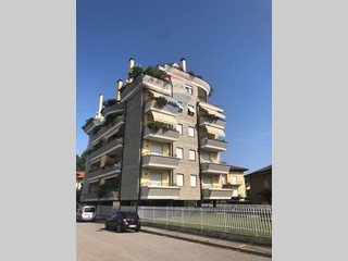 Bilocale in Vendita a Busto Arsizio, 140'000€, 70 m²
