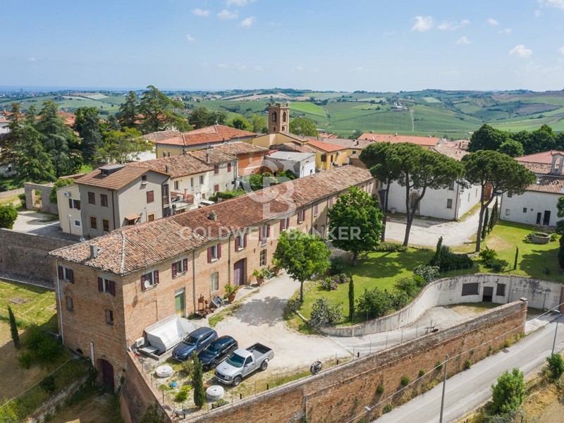 Appartamento in Vendita a Montescudo Monte Colombo, 1'250'000€, 834 m²