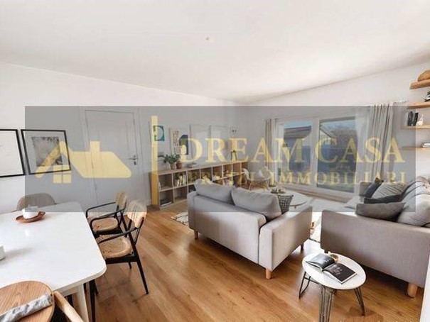 Quadrilocale in Vendita a Cassina de' Pecchi, 450'000&euro;, 140 m²