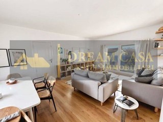 Quadrilocale in Vendita a Cassina de' Pecchi, 450'000&euro;, 140 m²