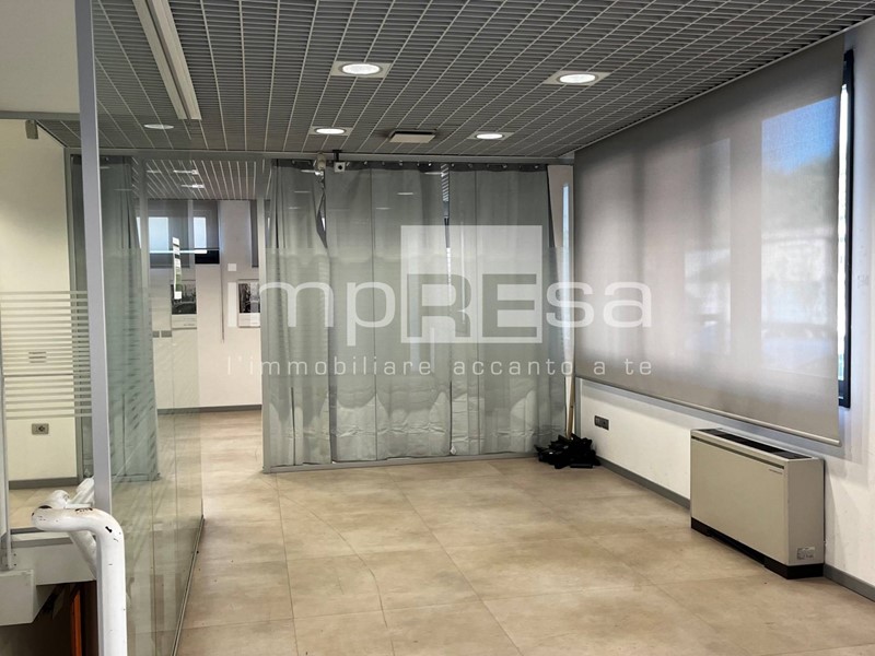 Ufficio in Vendita a Venezia, 275'000&euro;, 250 m²