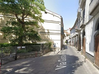 Immobile commerciale in Vendita a Nocera Inferiore, 99'000€, 66 m²