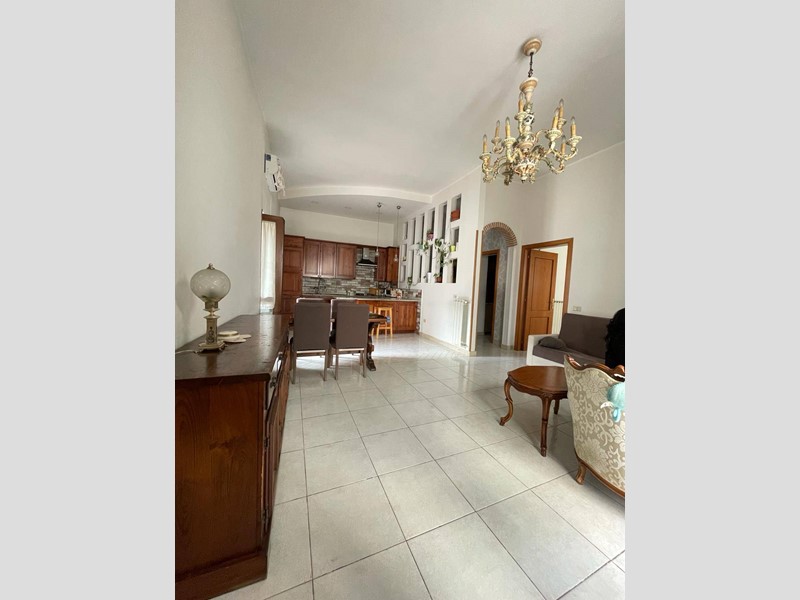 Trilocale in Vendita a Nocera Inferiore, 159'000€, 98 m²