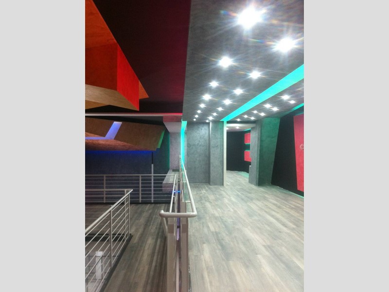 Attività commerciale in Affitto a Nocera Inferiore, 2'800€, 300 m²