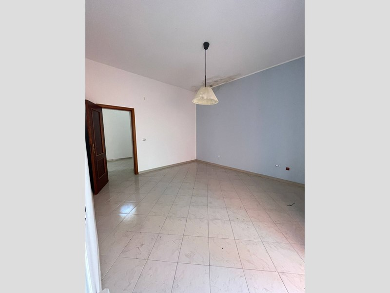 Casa Semi Indipendente in Vendita a Nocera Inferiore, 175'000€, 125 m²