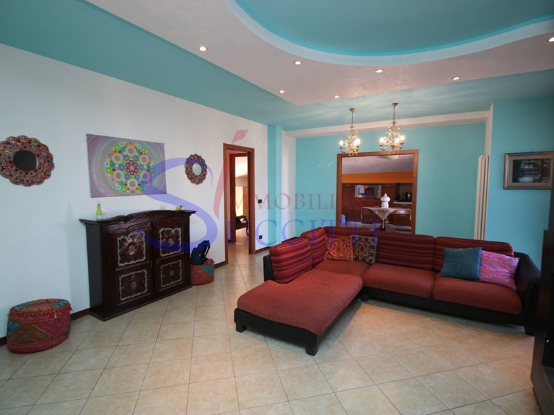 Appartamento in Vendita a Tortoreto, 193'000€, 129 m²