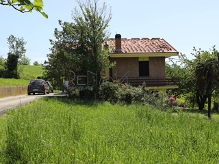 Casa Indipendente in Vendita a Castelli, 98'000€, 140 m²
