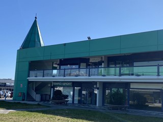 Ufficio in Vendita a Tavagnacco, 570'000€, 587 m²