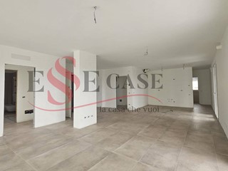 Quadrilocale in Vendita a Seriate, 550'000€, 170 m²