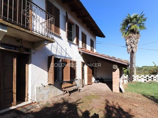 Villetta a schiera in Vendita a Rocchetta Tanaro, 70'000&euro;, 250 m²