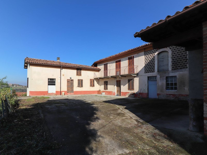 Rustico in Vendita a Cortiglione, 58'000&euro;, 230 m²