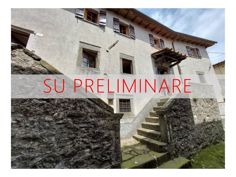 Casa Semi Indipendente in Vendita a Pescaglia, 85'000&euro;, 129 m²
