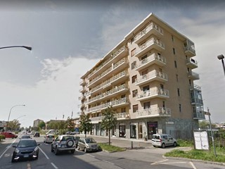 Trilocale in Vendita a Leinì, 92'000€, 80 m²
