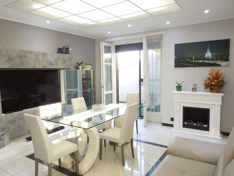 Appartamento in Vendita a Borgaro Torinese, 183'000€, 120 m²