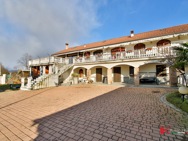 Bilocale in Vendita a Leinì, 80'000€, 70 m²