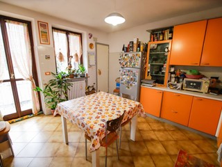 Quadrilocale in Vendita a Leinì, 124'000€, 94 m²