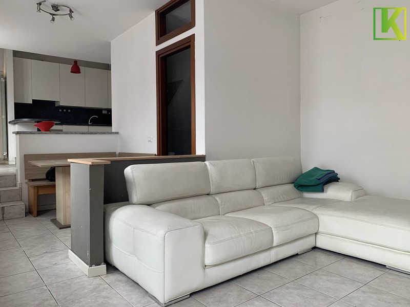 Trilocale in Vendita a Malnate, 130'000€, 90 m²