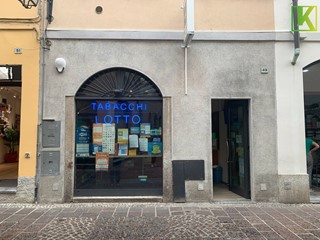 Attività commerciale in Vendita a Saronno, 239'000€, 40 m²