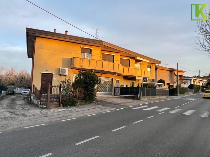 Immobile commerciale in Vendita a Varese, 52'000€, 150 m²