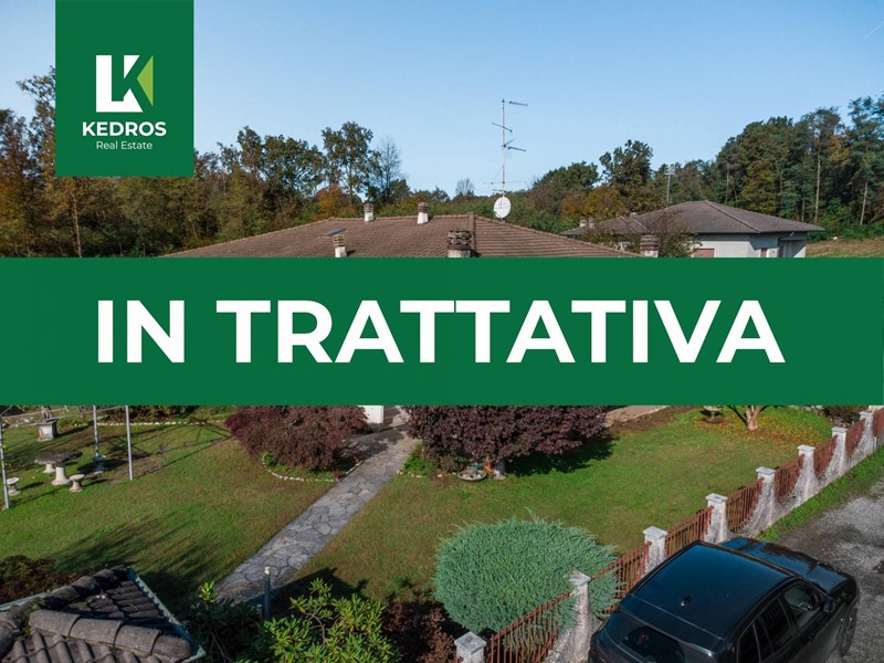 Villa in Vendita a Mornago, 428'000€, 317 m²