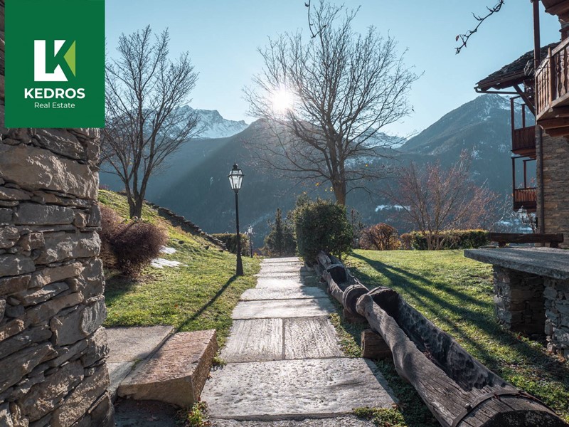 Trilocale in Vendita a La Salle, 320'000&euro;, 67 m²