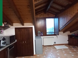 Trilocale in Vendita a Cuvio, 98'000€, 80 m²