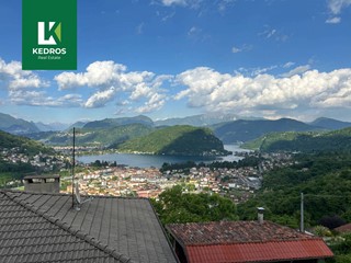 Casa Semi Indipendente in Vendita a Cadegliano Viconago, 439'000€, 220 m²