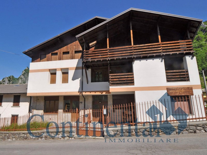 Trilocale in Vendita a Piazzatorre, 67'000€, 78 m²