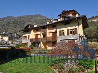 Bilocale in Vendita a Piazza Brembana, 69'000&euro;, 42 m²