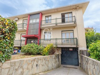 Casa Indipendente in Vendita a Beinasco, 680'000€, 450 m²