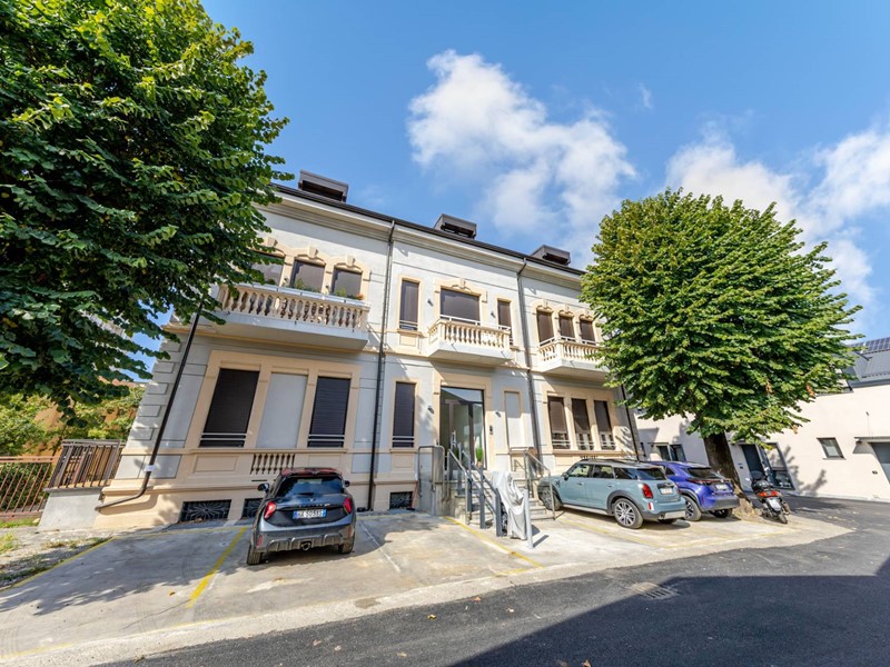 Bilocale in Vendita a Milano, 285'000&euro;, 55 m²