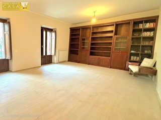 Appartamento in Vendita a Montorio al Vomano, 158'000€, 160 m²