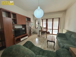 Appartamento in Vendita a Isola del Gran Sasso d'Italia, 55'000€, 97 m²