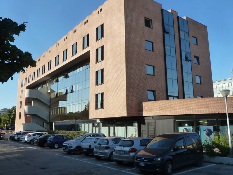 Ufficio in Vendita a San Benedetto del Tronto, 150'000€, 80 m²