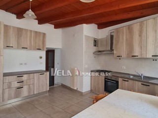 Casa Indipendente in Vendita a Spinetoli, 128'000€, 125 m²