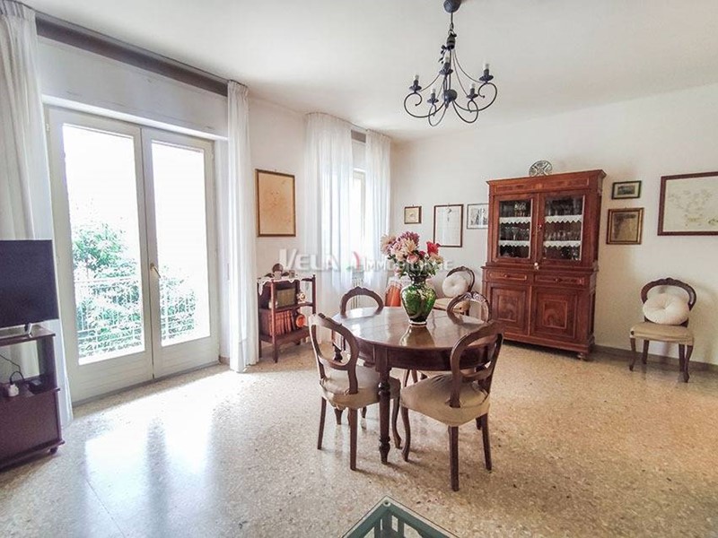 Appartamento in Vendita a San Benedetto del Tronto, 239'000€, 138 m²