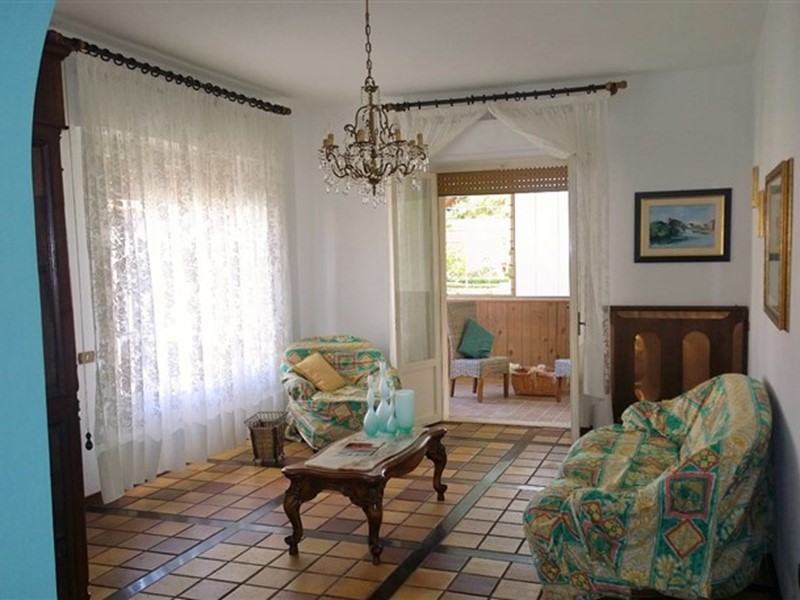 Quadrilocale in Vendita a Martinsicuro, 190'000€, 140 m²