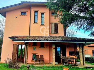 Villa in Vendita a Fiorano Modenese, 385'000€, 195 m²