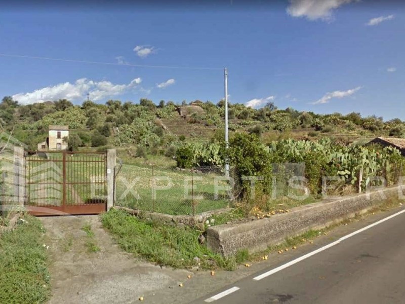 Terreno agricolo in Vendita a Santa Maria di Licodia, 88'000€, 10339 m²