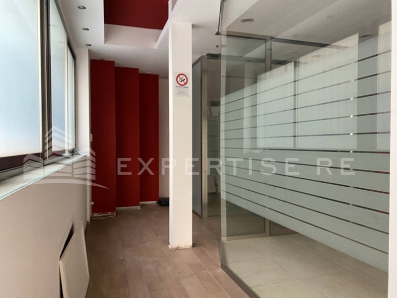 Ufficio in Vendita a Palermo, 168'000€, 165 m²