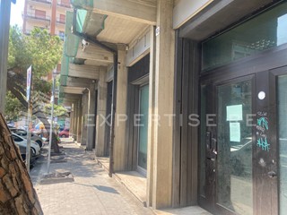 Immobile commerciale in Vendita a Catania, 288'000&euro;, 295 m²